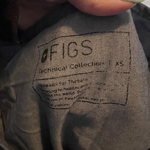 Figs Scrub Set - Picture 2 of 5